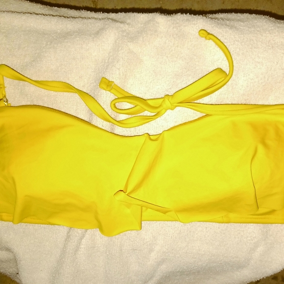 Yellow bikini top size M 7-9 - Picture 2 of 3